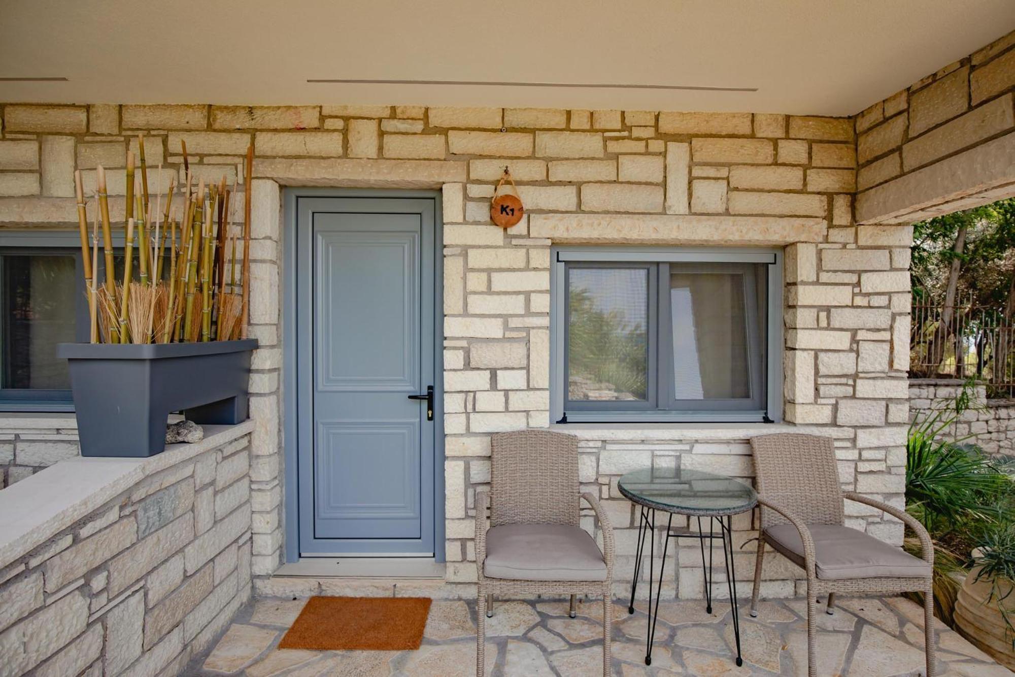 Orraon Lux Aparts K Apartment Preveza Ruang foto